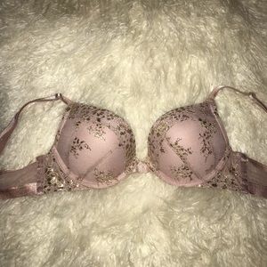 Victoria’s Secret push up bra
